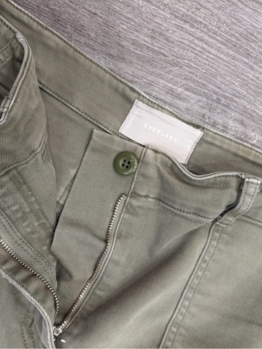 Everlane Olive Green Utility Pants with Front Button Size 8 - Picture 7 of 8